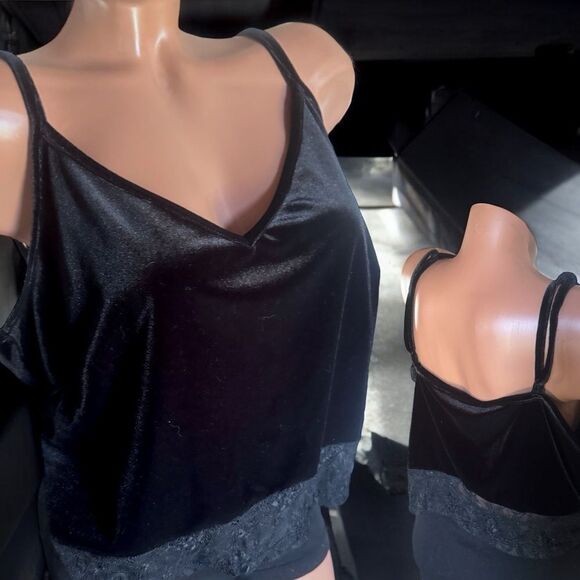 NWT💄Forever 21 Black Velvet & Lace Cami - Black💄 Plus sizes OX-3X - Picture 1 of 10